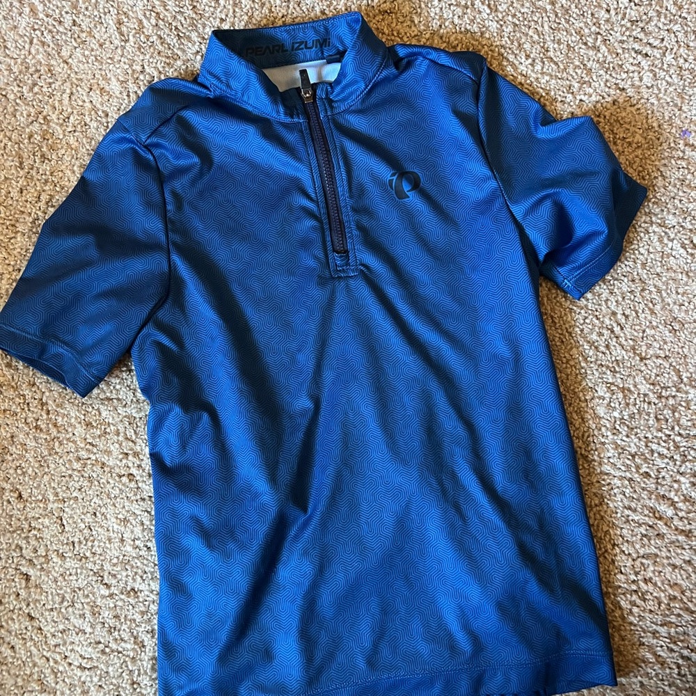Pearl Izumi kids bike shirt, like new